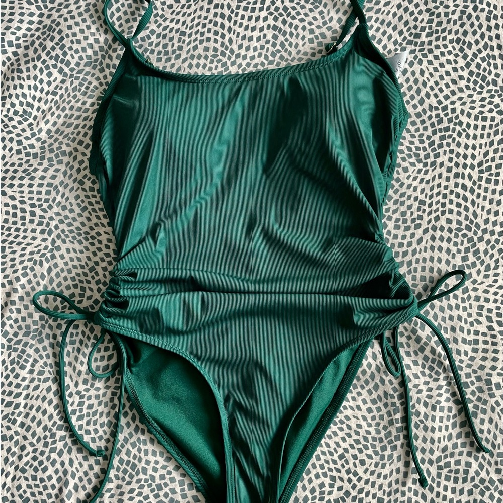 Shade & Shore Forest Green Ribbed Side-Tie One-Piece Swimsuit Size Medium 8/10